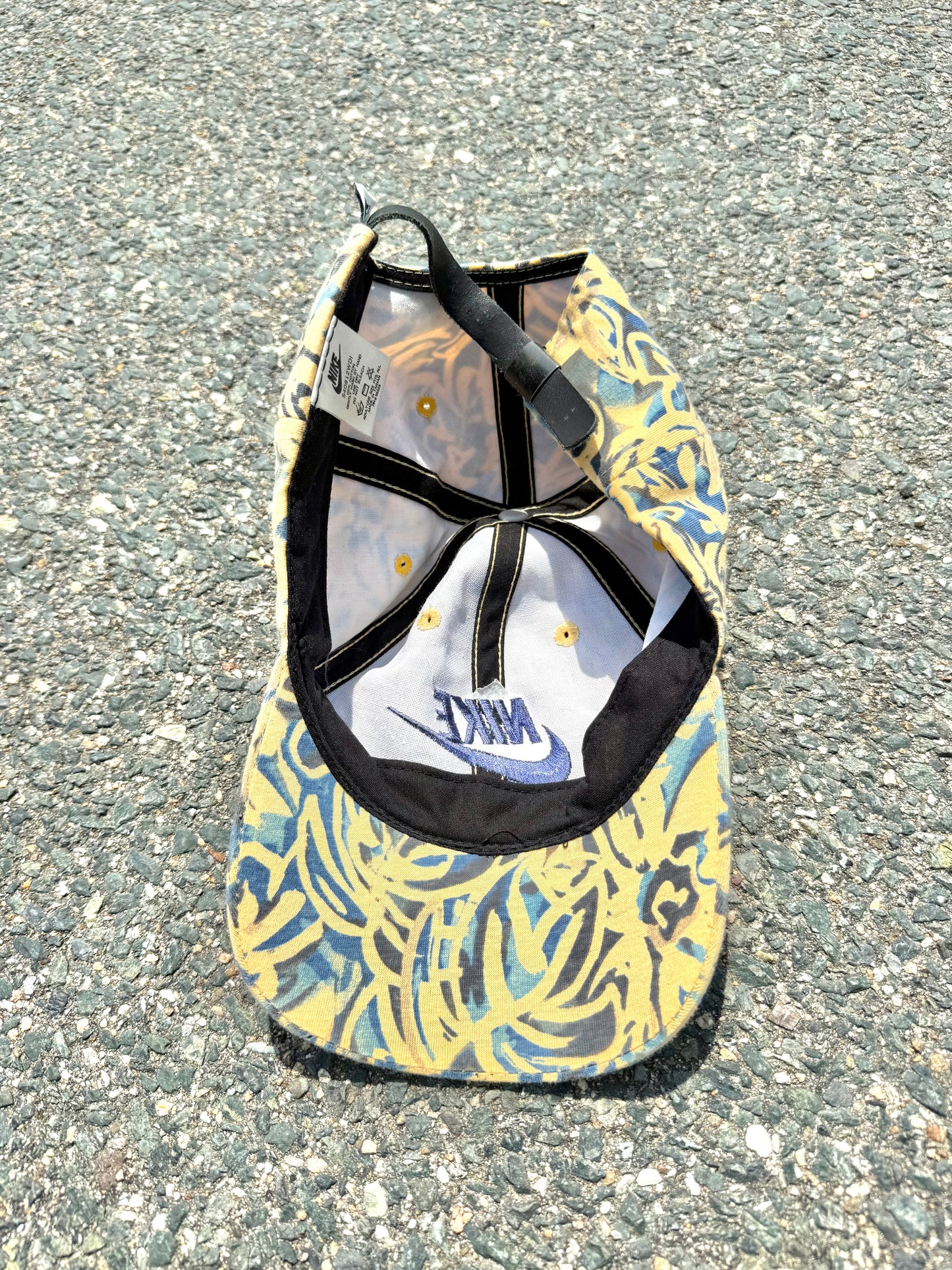 Vintage Nike Big Swoosh Logo Retro 90's Crazy Floral All Over Print Dad Hat Cap