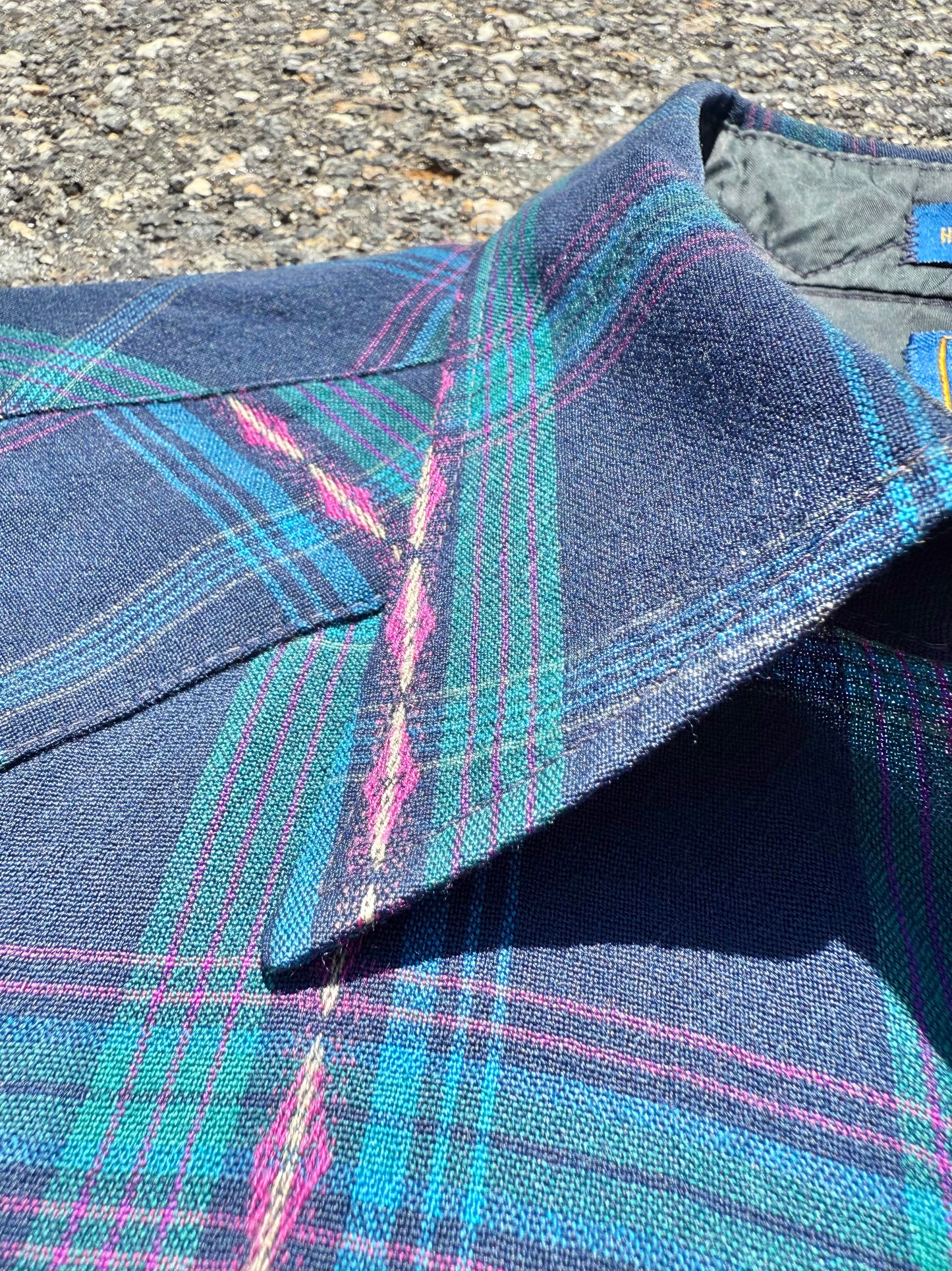 Vintage Pendleton High Grade Western Wear Pearl Snap Wool Board Shirt XL Blue With Pink
