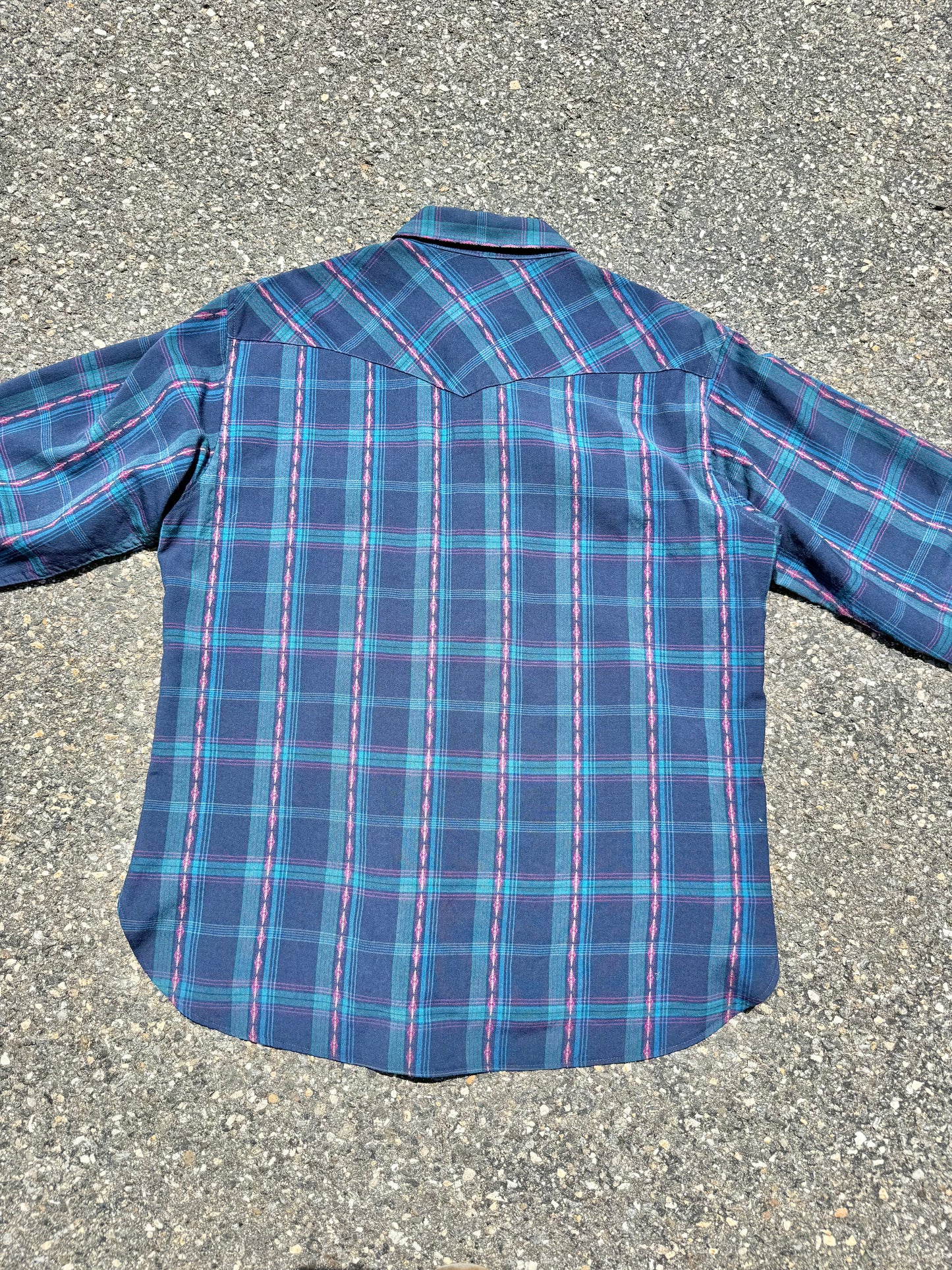 Vintage Pendleton High Grade Western Wear Pearl Snap Wool Board Shirt XL Blue With Pink