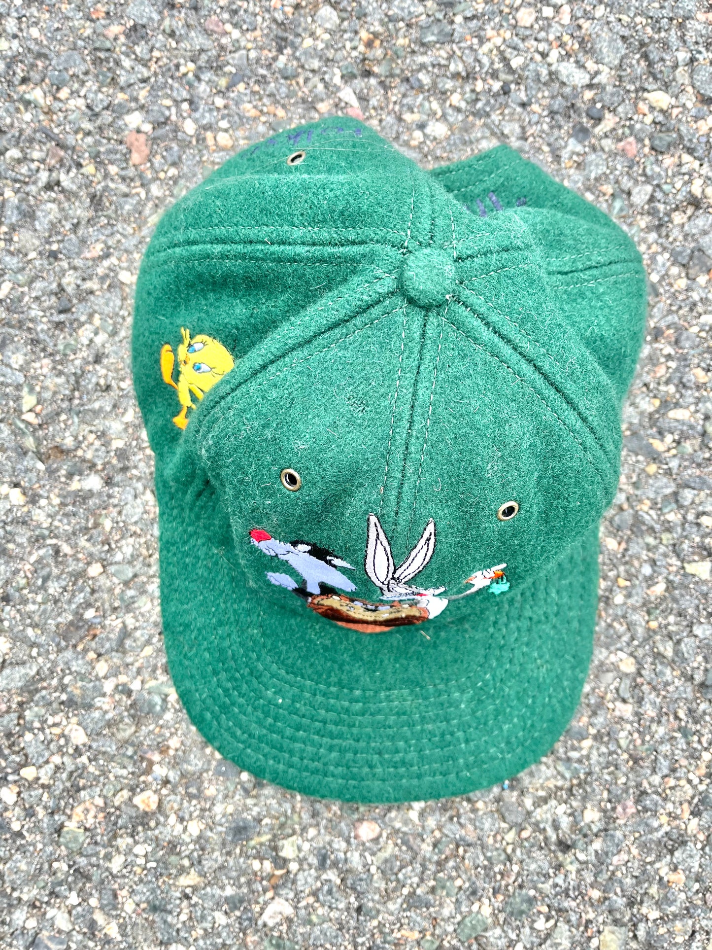 Vintage Looney Tunes Bugs Bunny/Tweety/Taz/Sylvester Acme Retro 90's Wool Baseball Snapback Hat Green