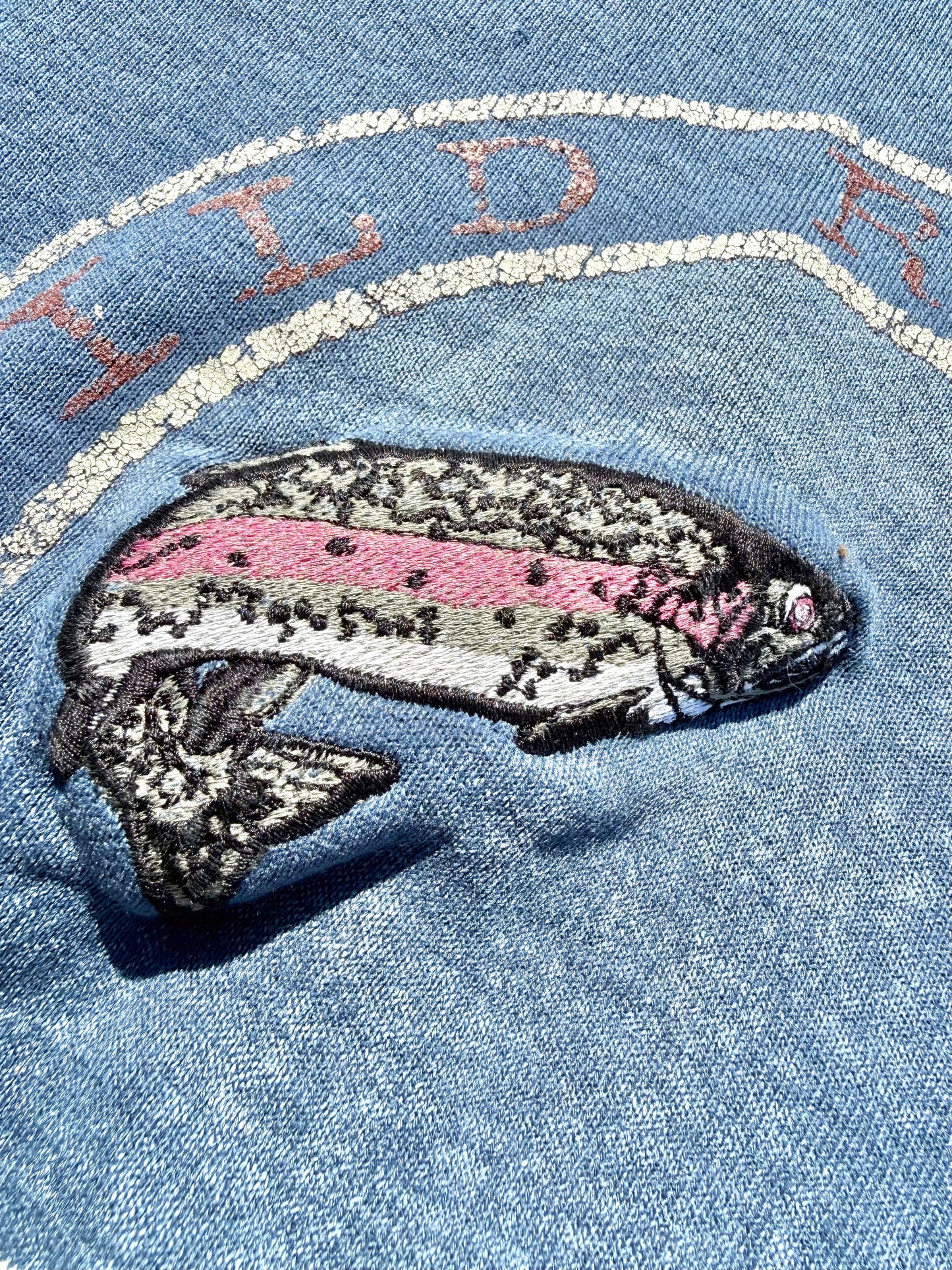 Vintage Lee Sport Wild River Fly Fishing 90's Retro Crewneck Sweatshirt Large Blue