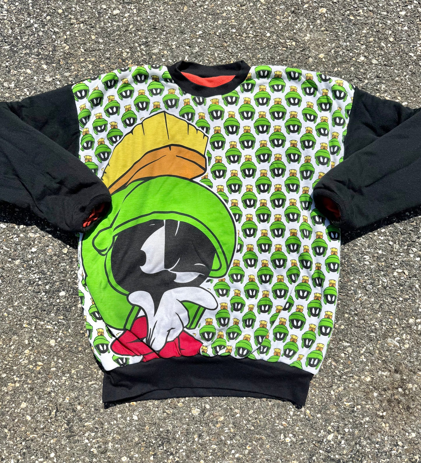 Vintage Taz Marvin The Martian Reversible Crazy 90's All Over Print Looney Tunes Sweatshirt Size M Medium 1993