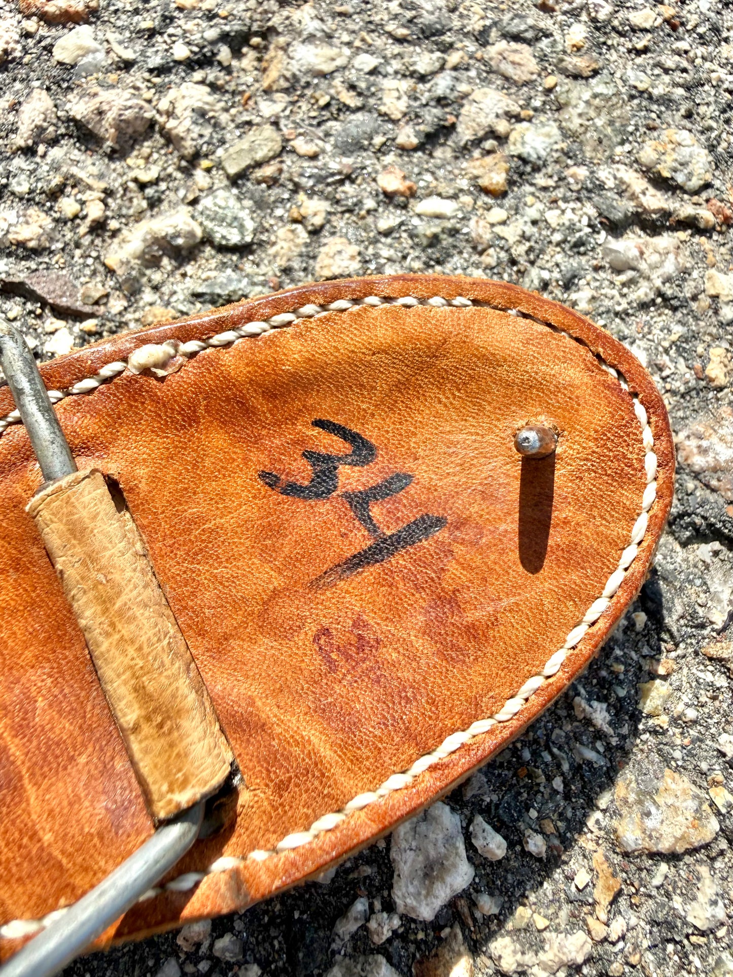 Vintage RL Embroidered Bull Cattle Leather Texas Country Western Belt Size 34