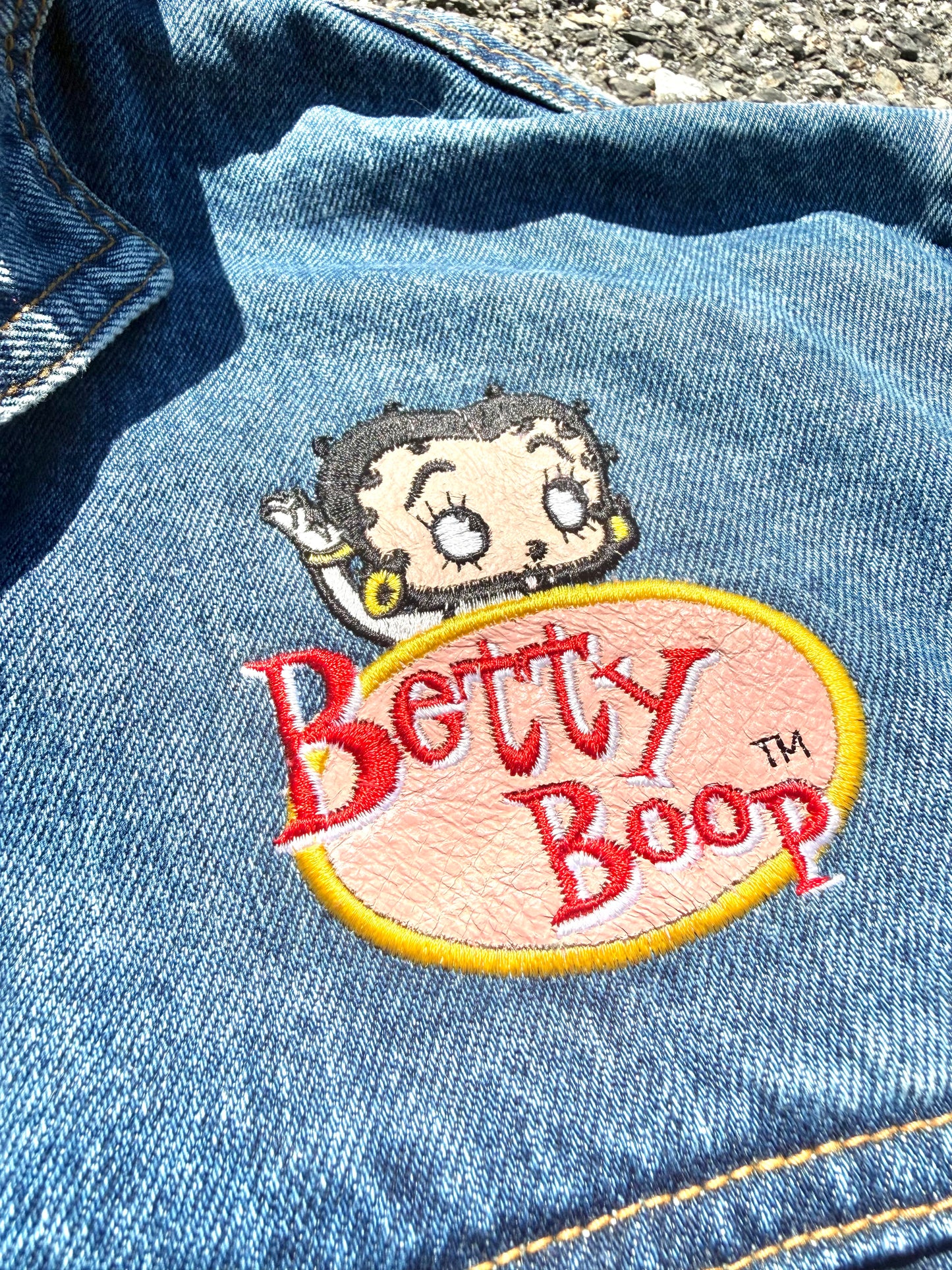 Vintage Betty Boop American Toons Retro 90's Blue Denim Jean Jacket Large