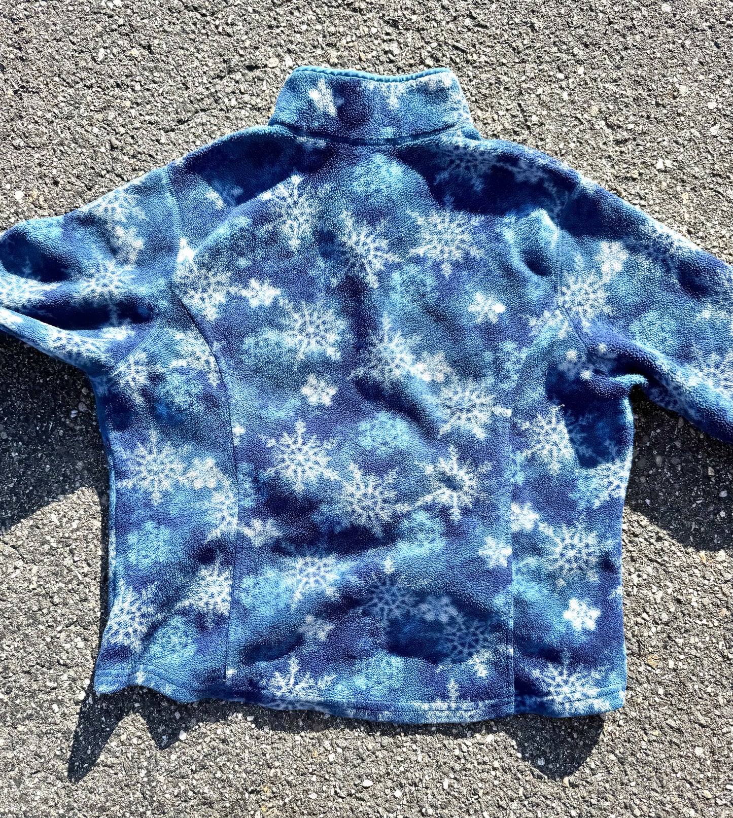 Vintage L.L. Bean Womens 90's All Over Print Snowflake Snap T Fleece Pullover Large