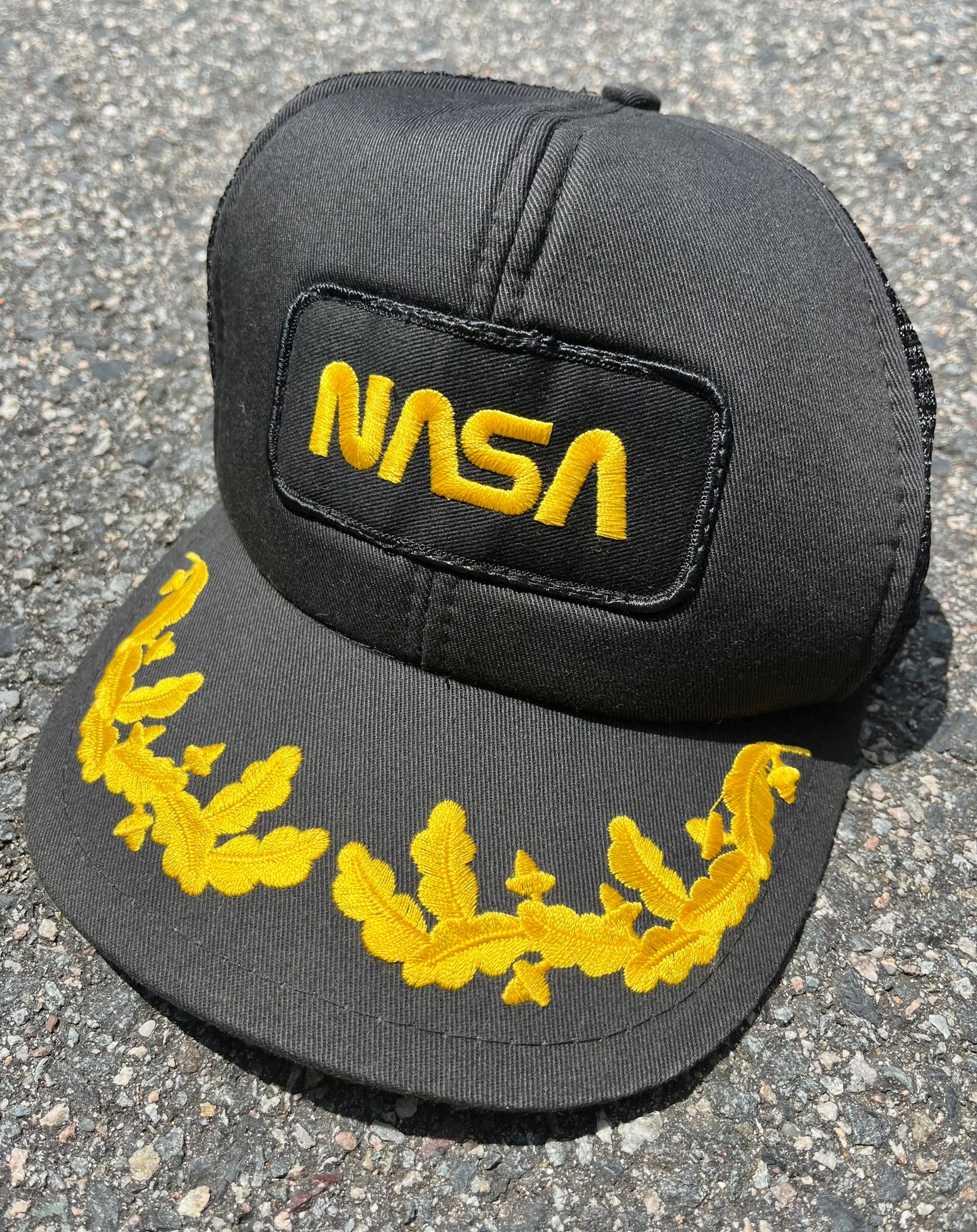 Vintage NASA Space Center Military Style Trucker Retro 80's Snapback Hat Black