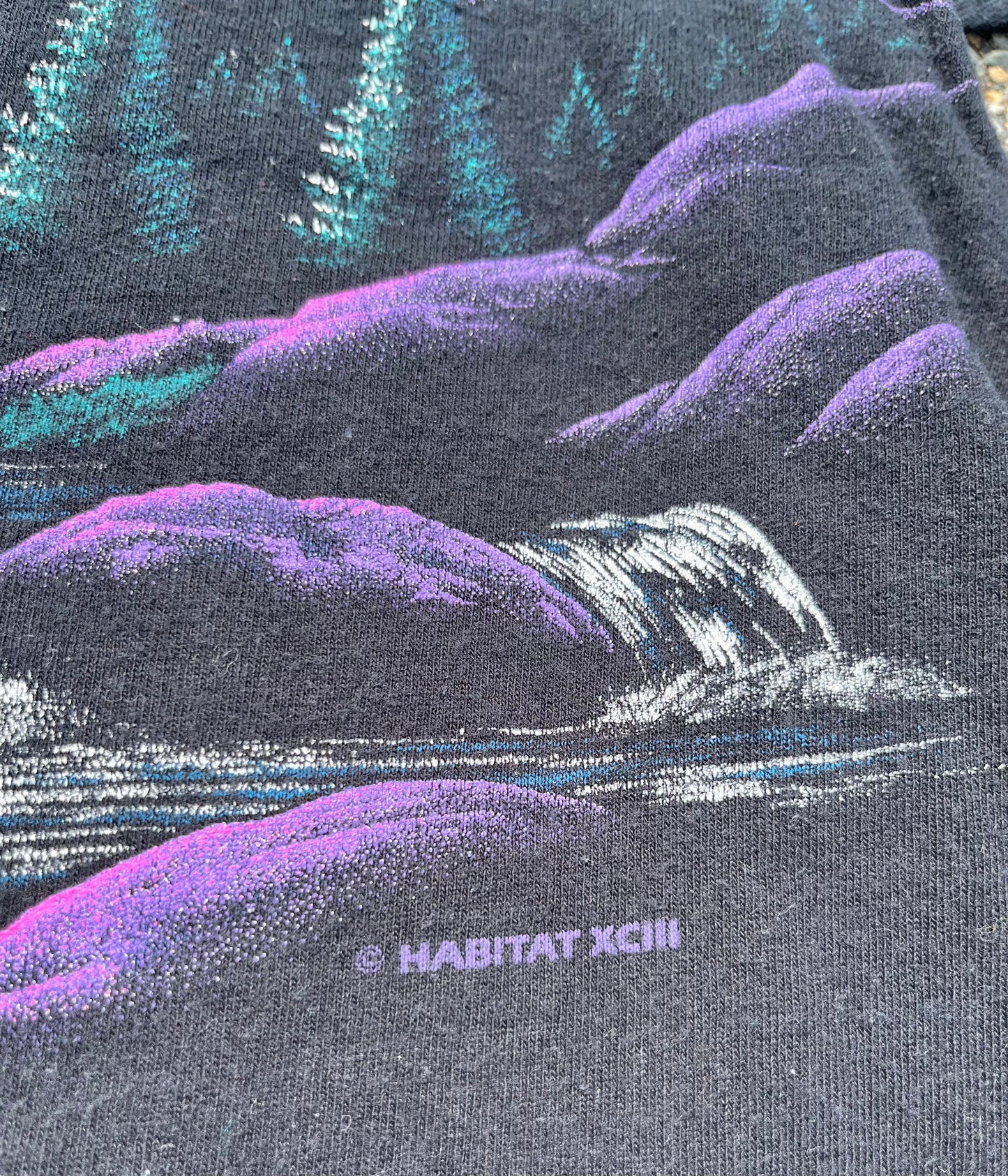 Vintage Habitat Lightning Wolf Retro 90's Wrap Print Nature T Shirt XL Big River, Wisconsin