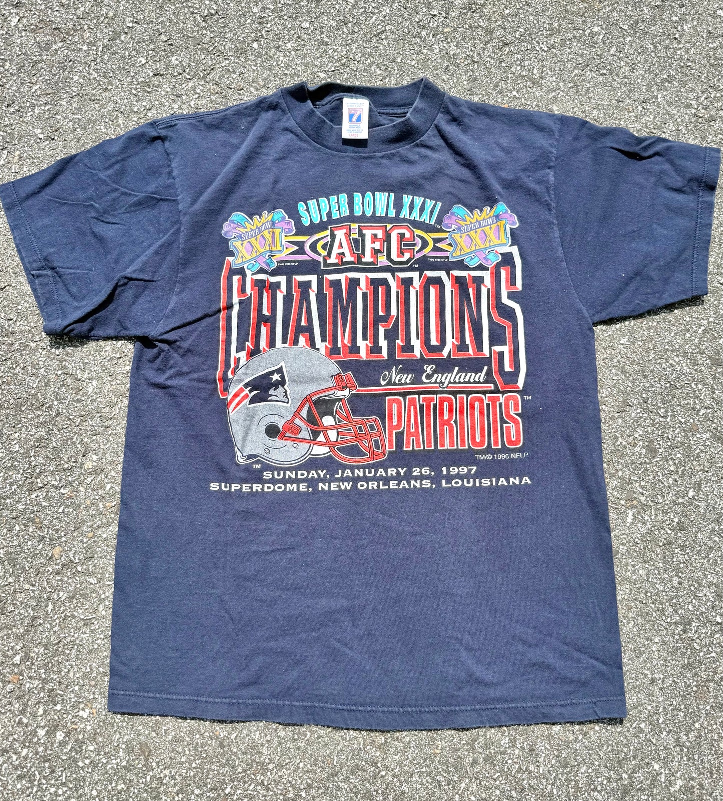 Vintage New England Patriots AFC Champions 90's Logo 7 Super Bowl T Shirt Medium 1996/97