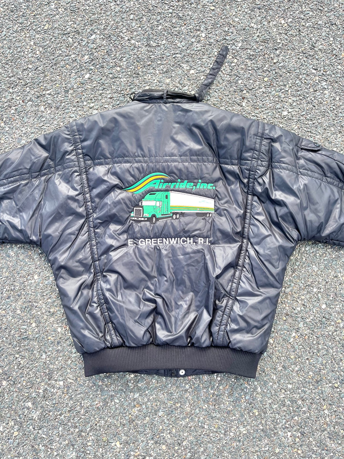 Vintage Air-Ride Inc. Trucking 90's Embroidered Tony Trucker Bomber Puffer Jacket Size L Large