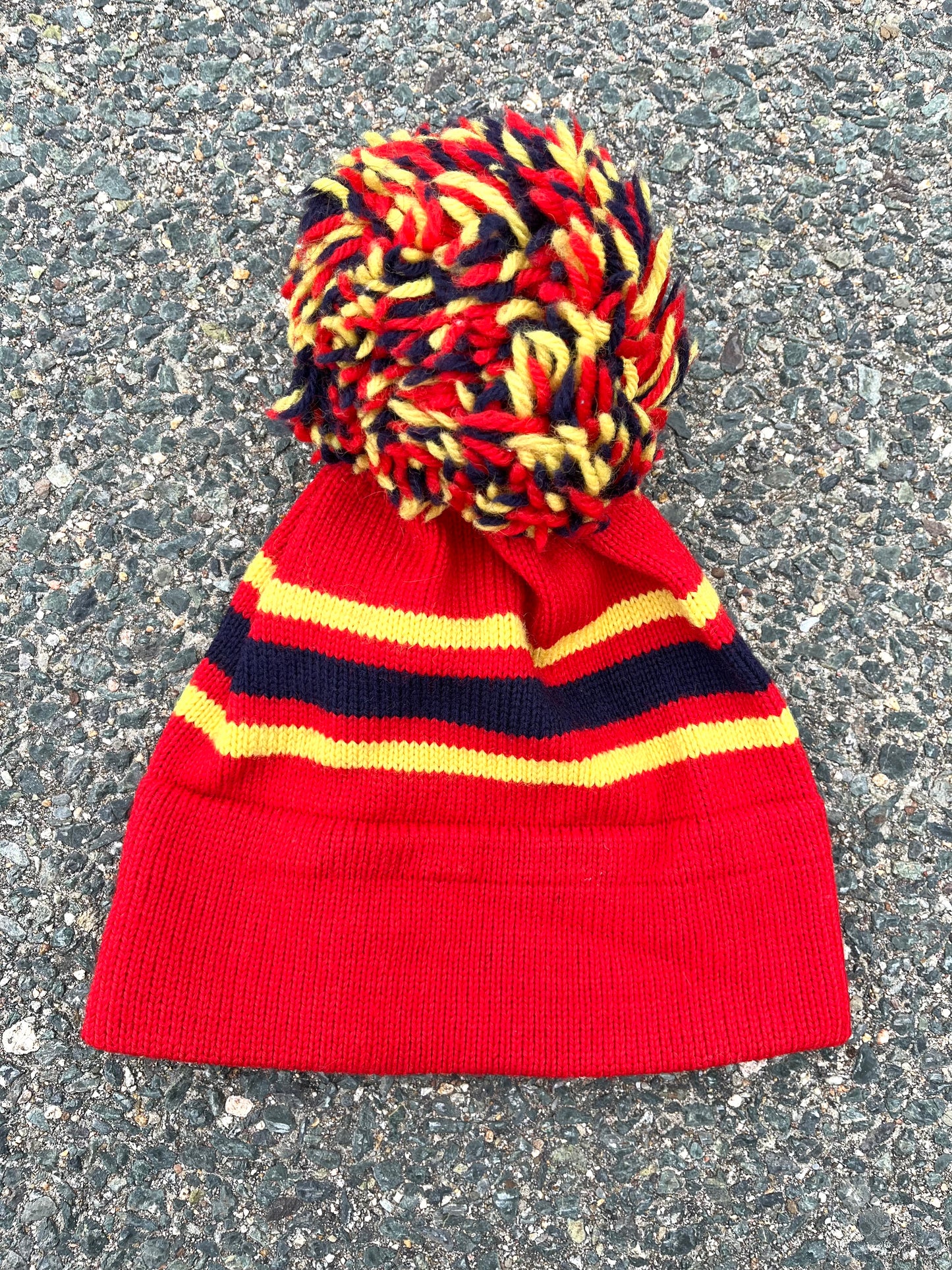 Vintage CB Sports 80's Retro Knit Wool Pom Pom Beanie Winter Hat