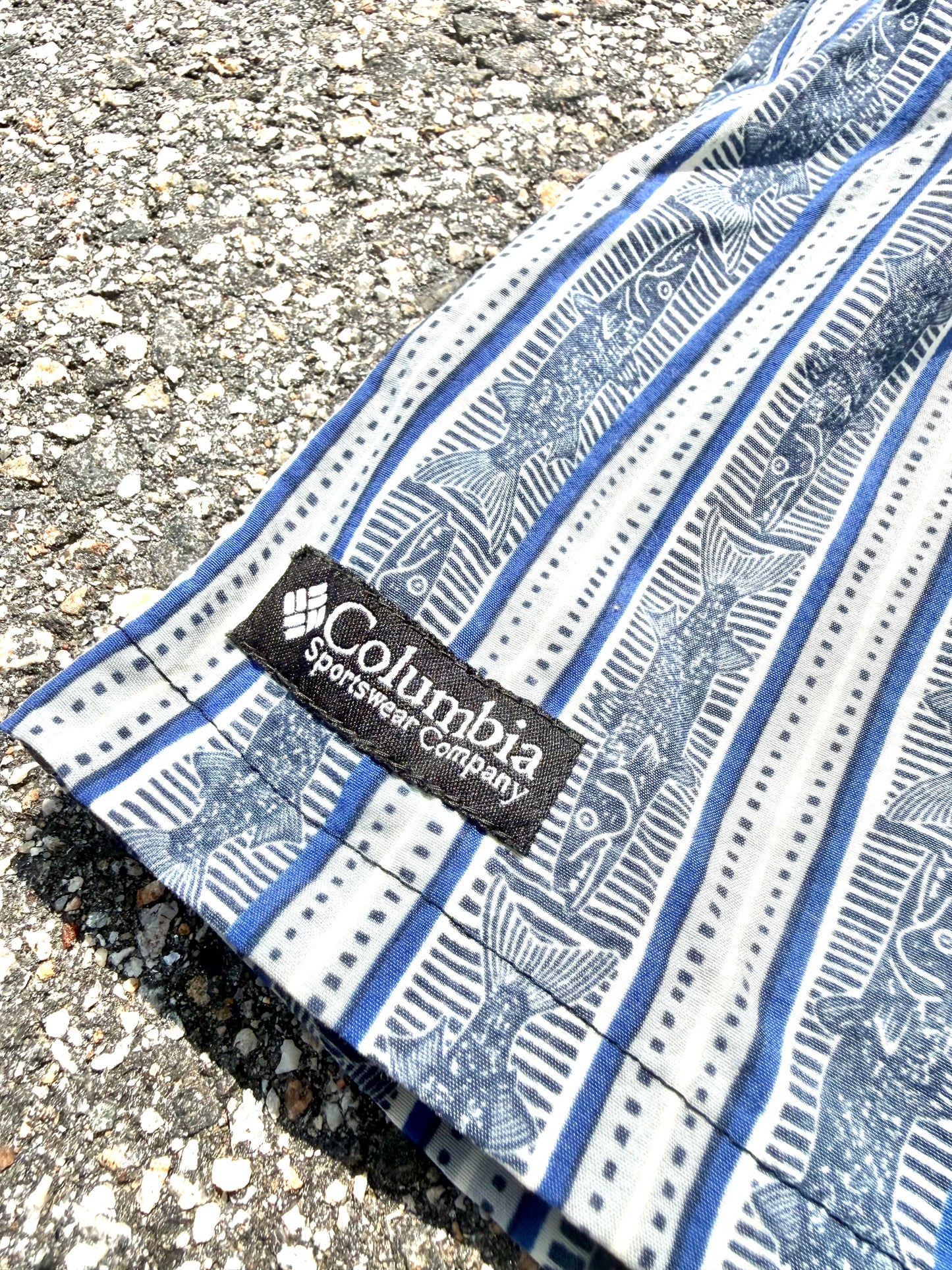 Vintage Columbia All Over Print Fish Lined Belted Shorts Baggies Trunks Large 6 Inch Inseam