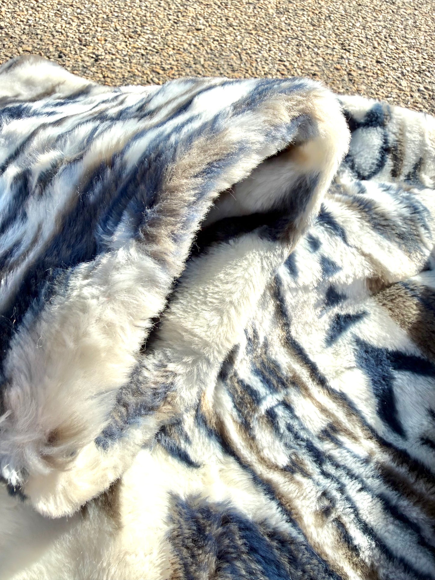 Vintage Donnybrook Women's Faux Fur Aztec Southwestern Western Coat Jacket Size S Small