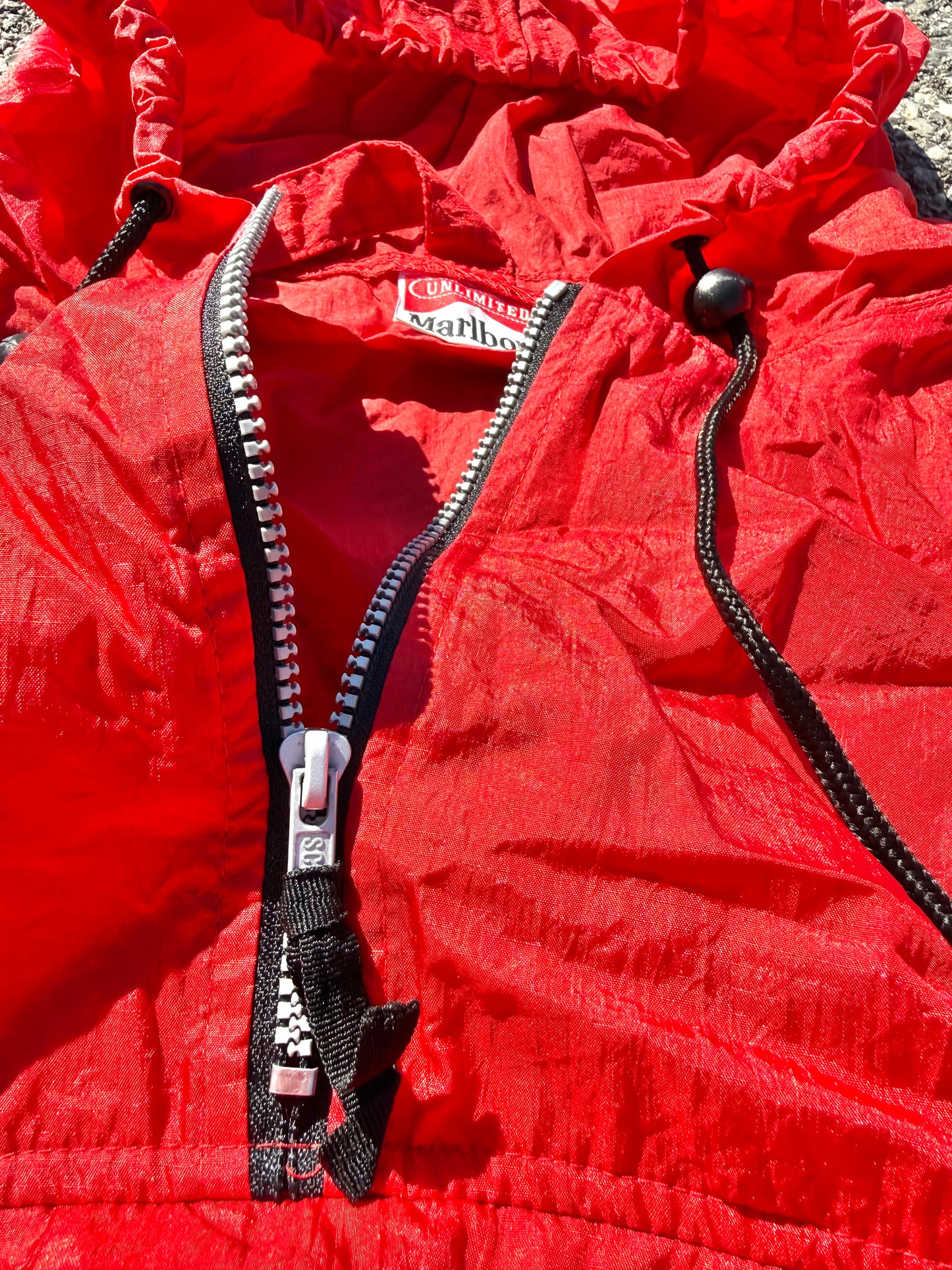 Vintage Marlboro Red Cigarettes 90's Packable Windbreaker Anorak Jacket 2XL