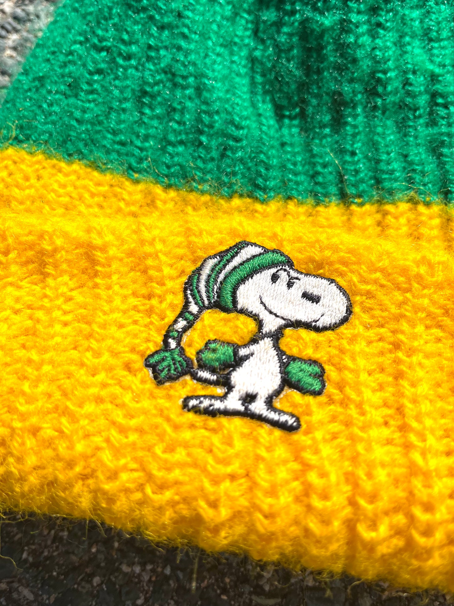 Vintage Snoopy Peanuts Retro 70's 80's Hand Knit Acrylic Beanie Winter Hat Cap