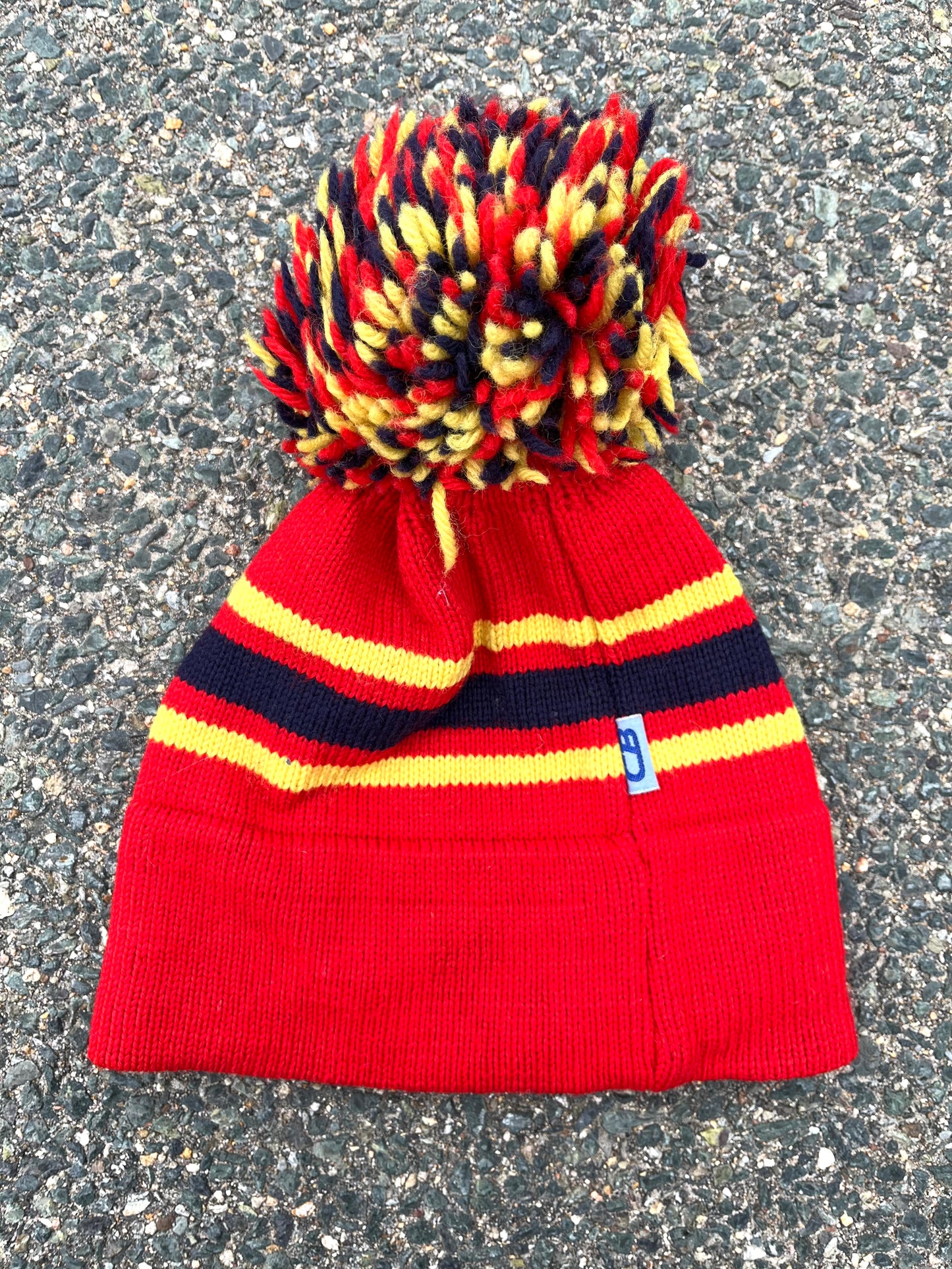 Vintage CB Sports 80's Retro Knit Wool Pom Pom Beanie Winter Hat