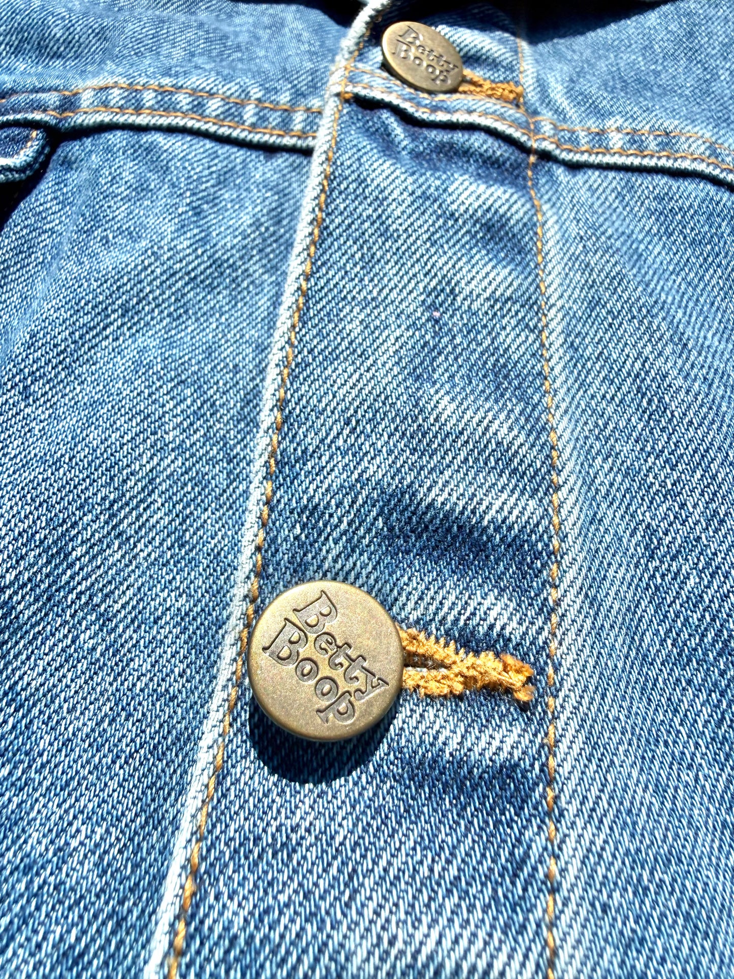 Vintage Betty Boop American Toons Retro 90's Blue Denim Jean Jacket Large