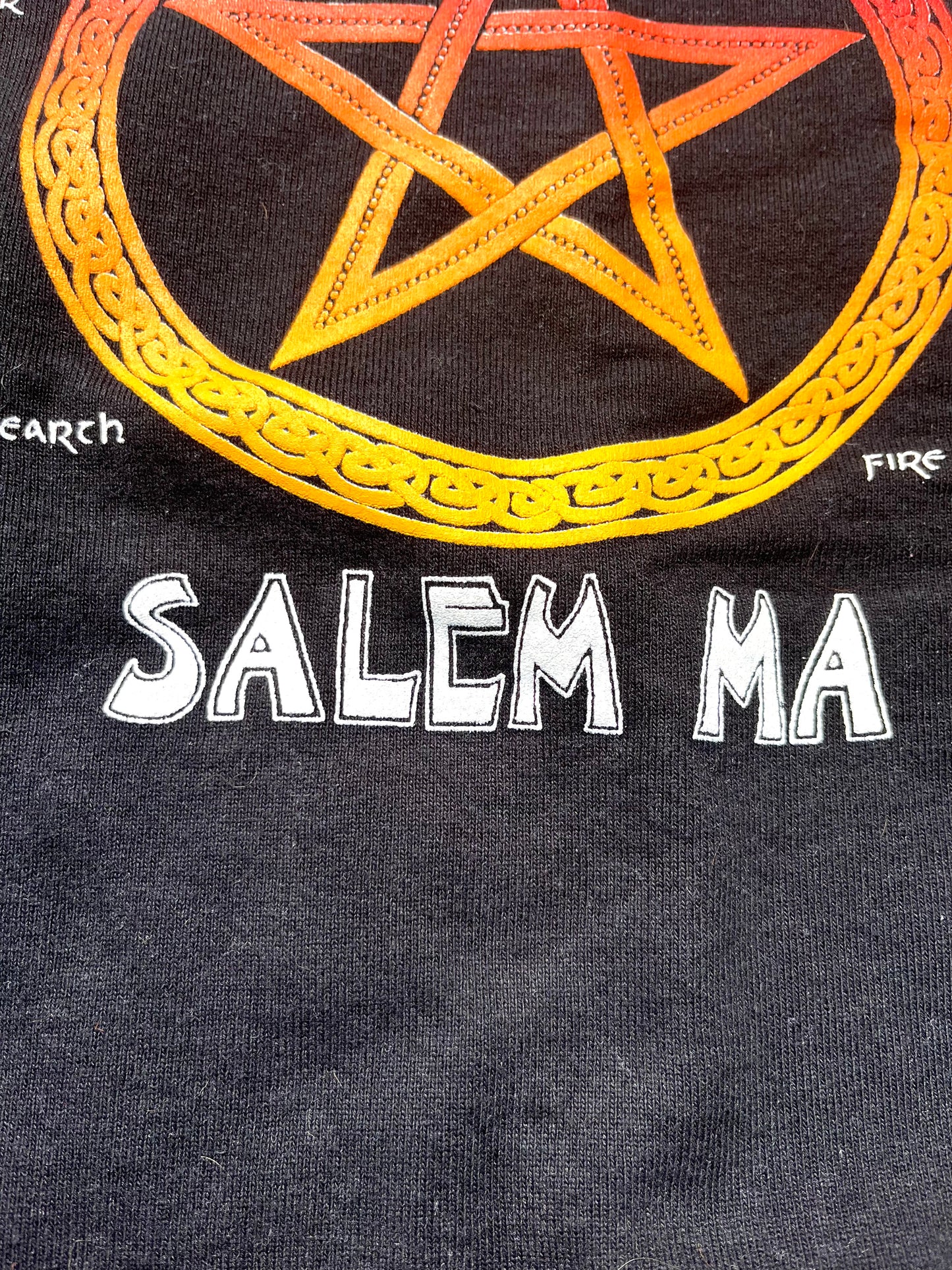 Vintage Salem, Massachusetts Witches Coven Pentagram 90's Halloween Crewneck Sweatshirt XL